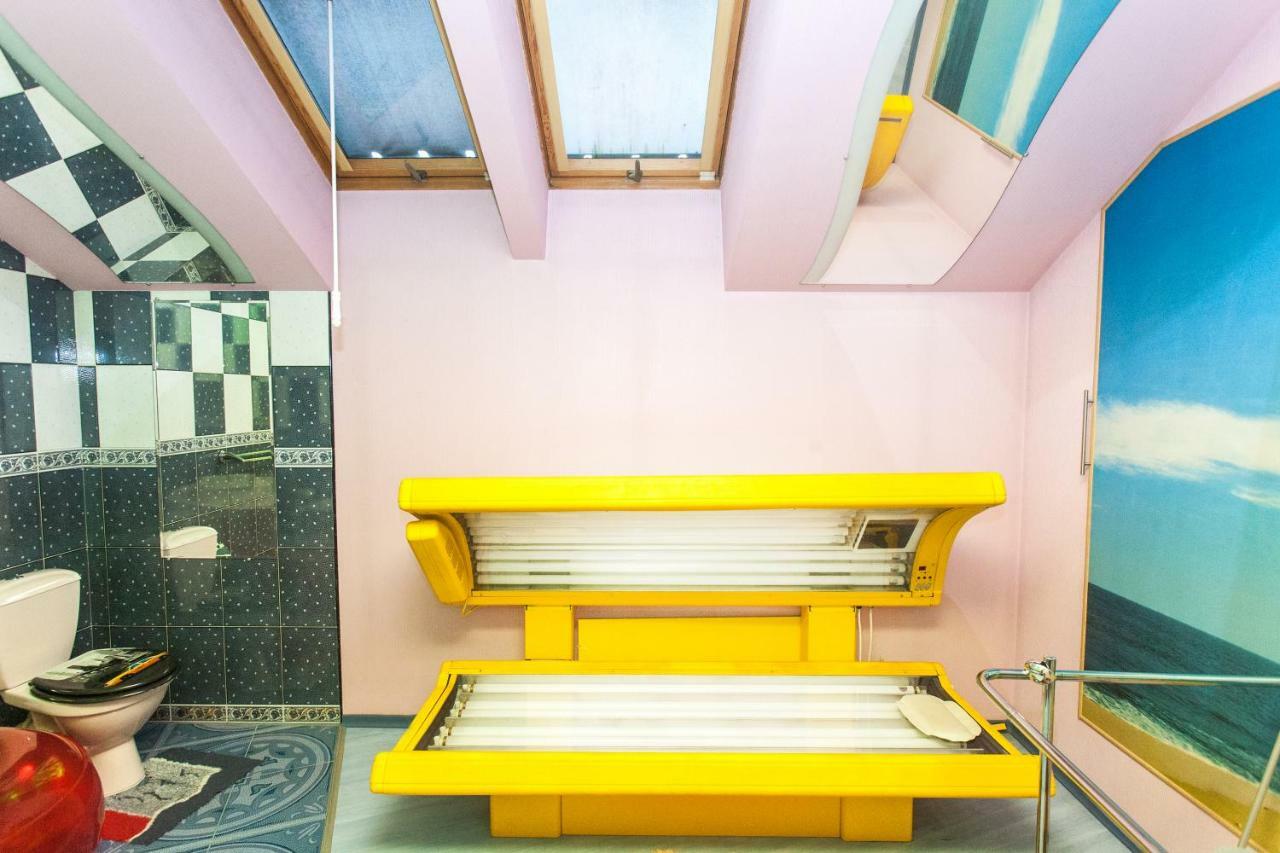 Apartment With Jacuzzi In Old Town Kaunas Buitenkant foto